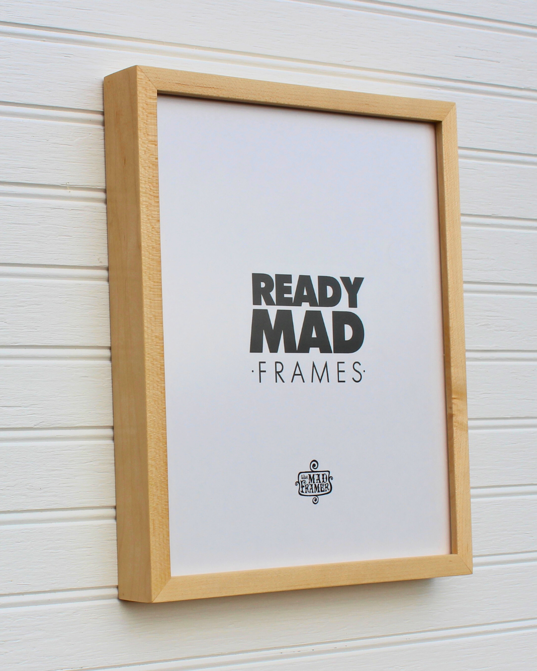 Classic Museum Frame with Backing Strainer