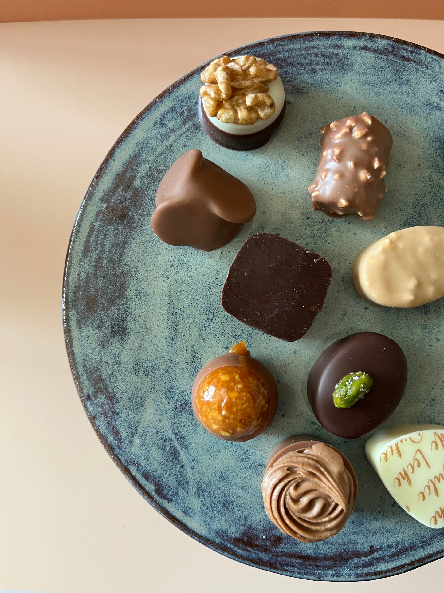 Crescent Dessert Stand