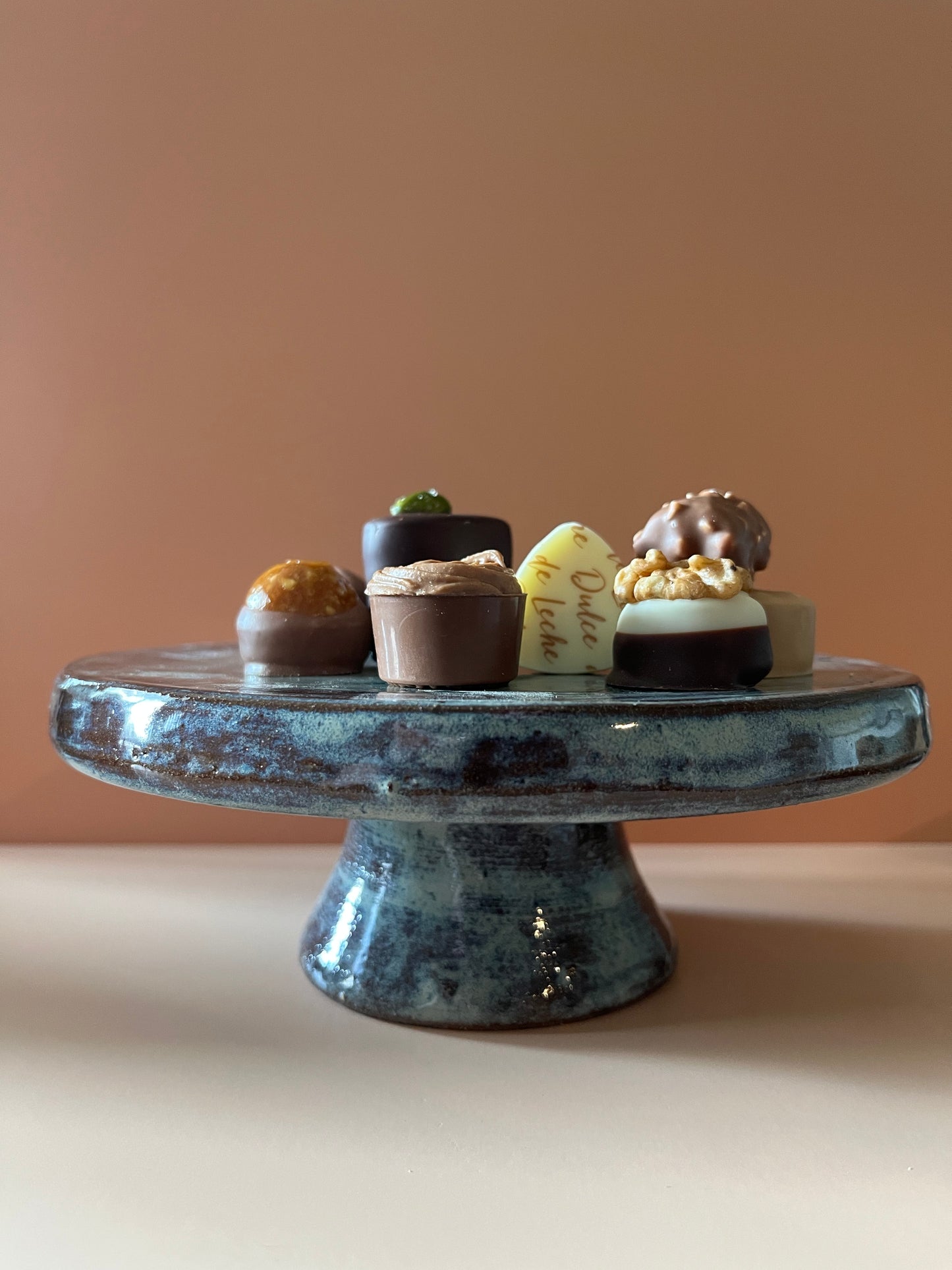 Crescent Dessert Stand