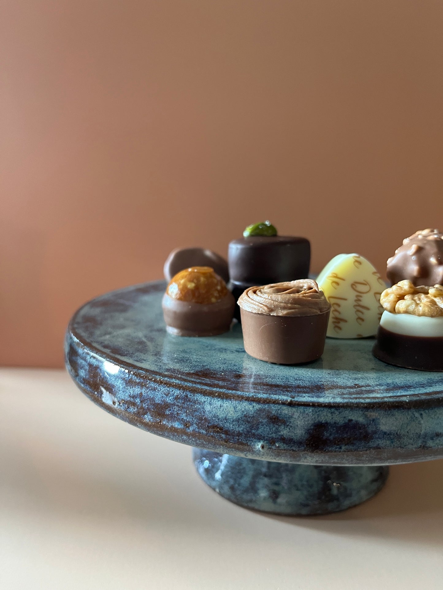 Crescent Dessert Stand