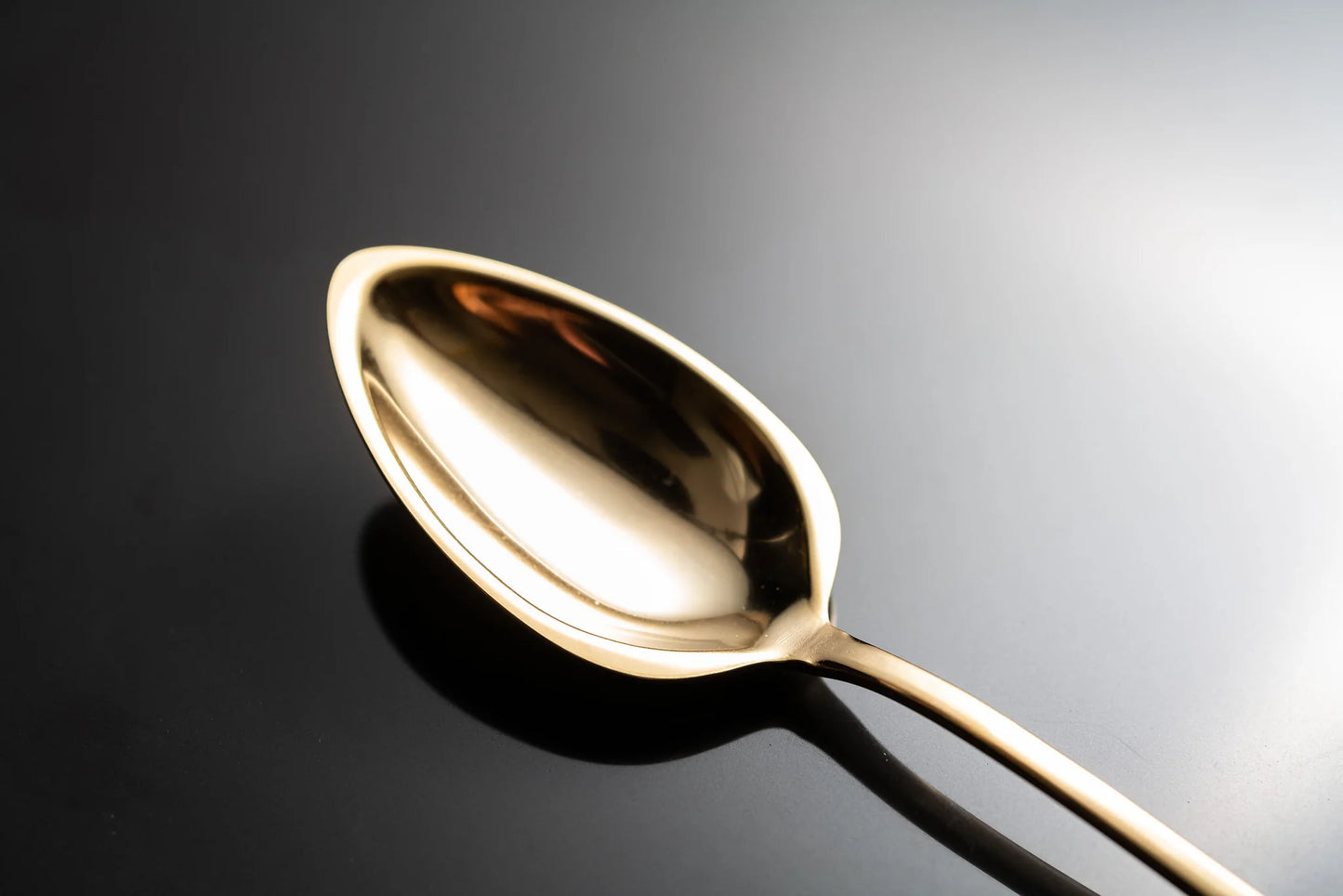 01 Gold Spoon