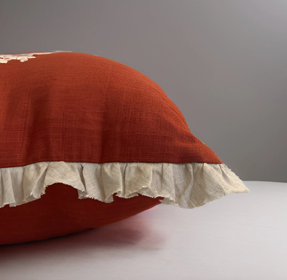 Desert Jasmine Linen Pillow Cover