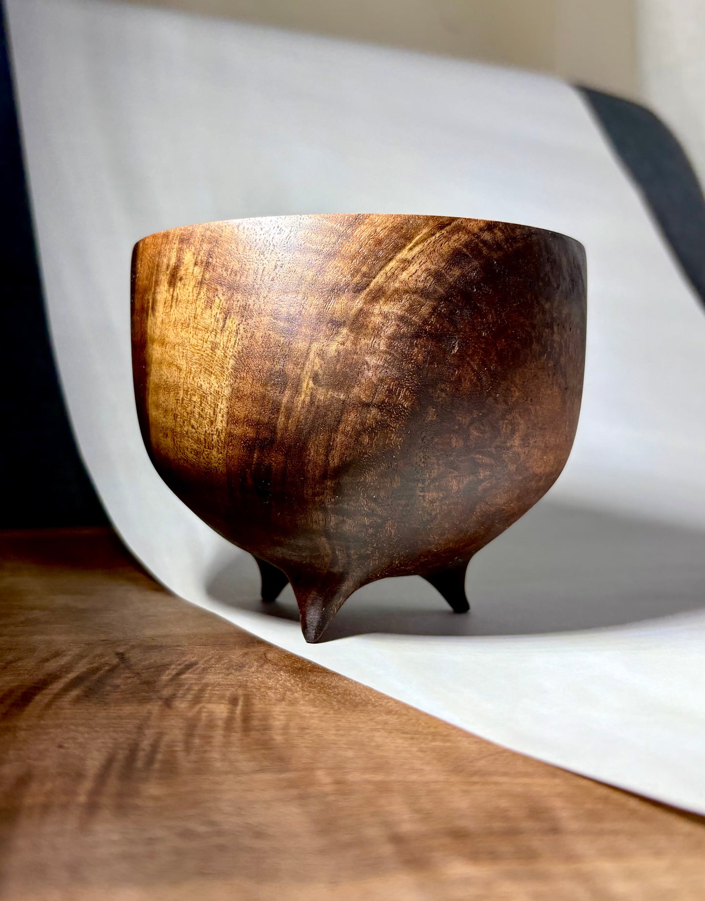 California Claro Walnut Bowl