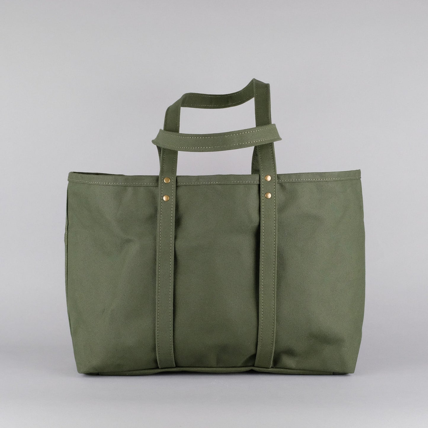 Beachwood Yoga Tote Bag in Olive