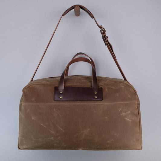 Bryant Large Duffle Bag in Brown