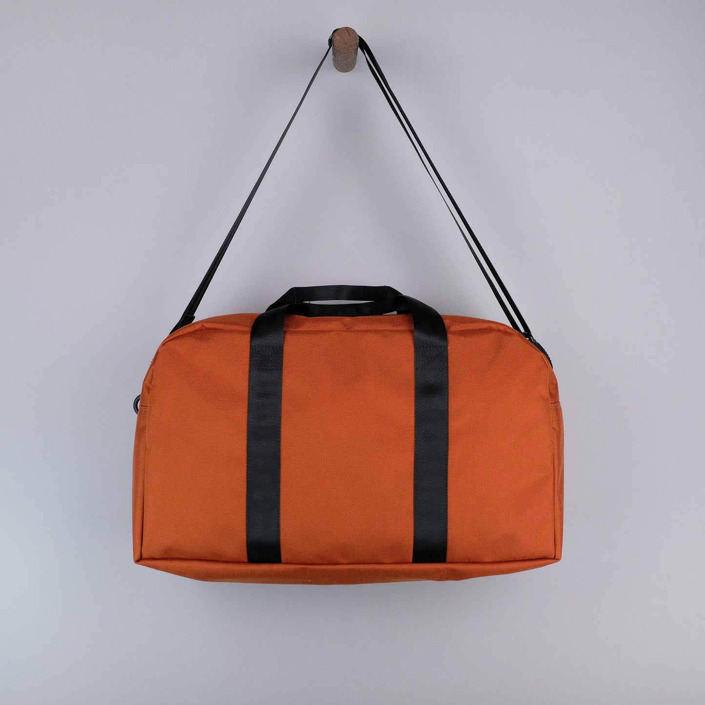 Bryant Medium Duffle Bag in Rust + Black