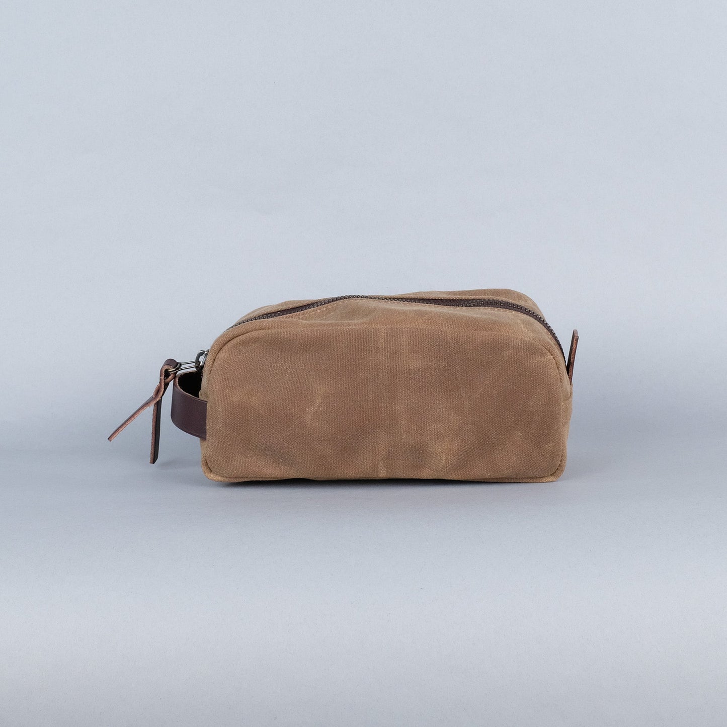 Clark Dopp Kit in Brush Brown