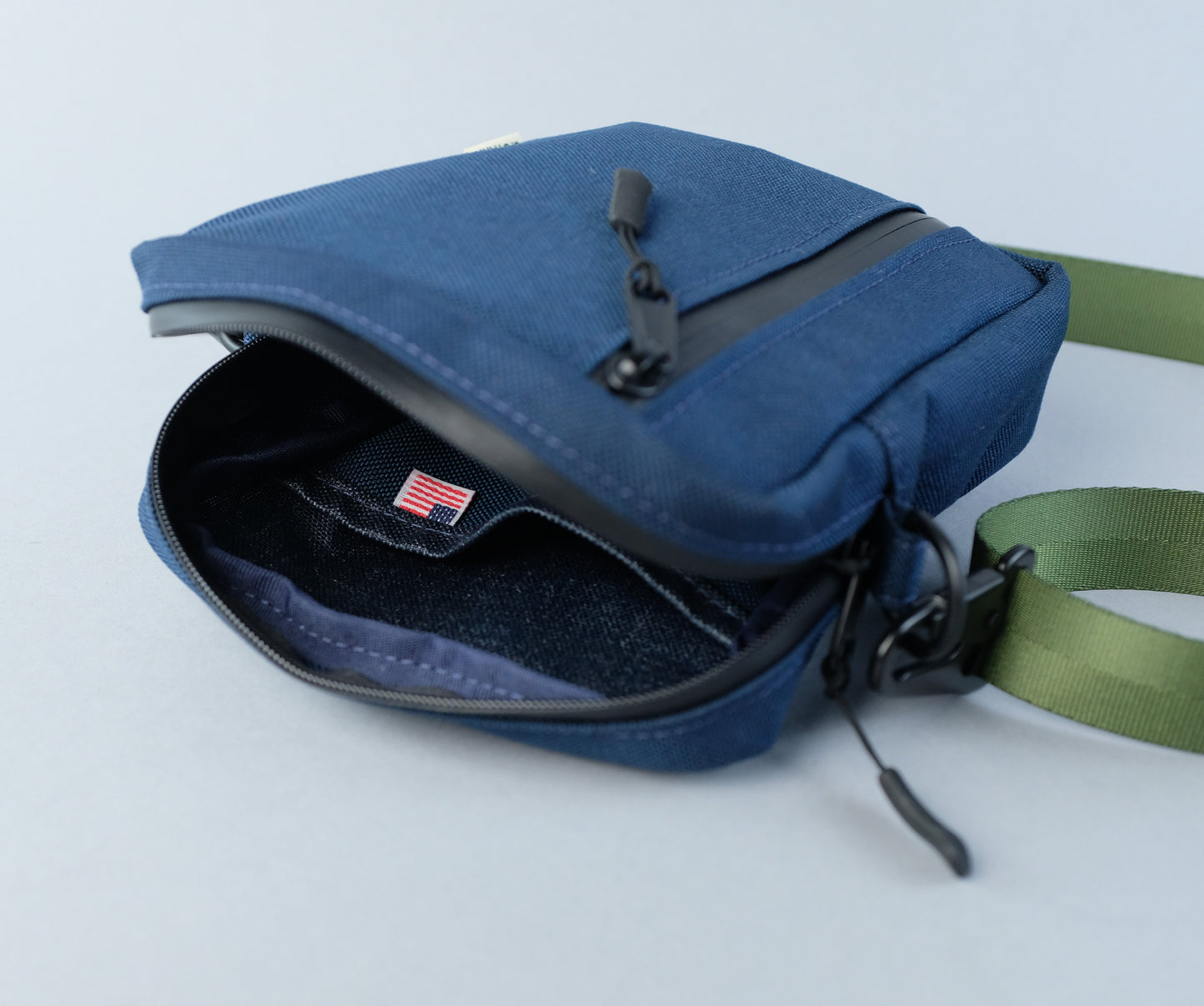 Hobson Crossbody Bag in Navy + Olive