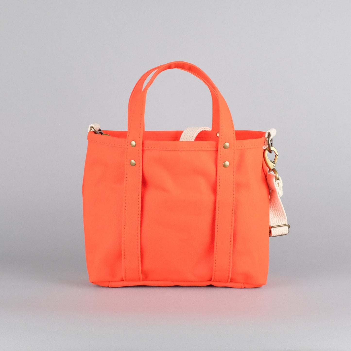 Minnie Tote Bag in Fire Orange