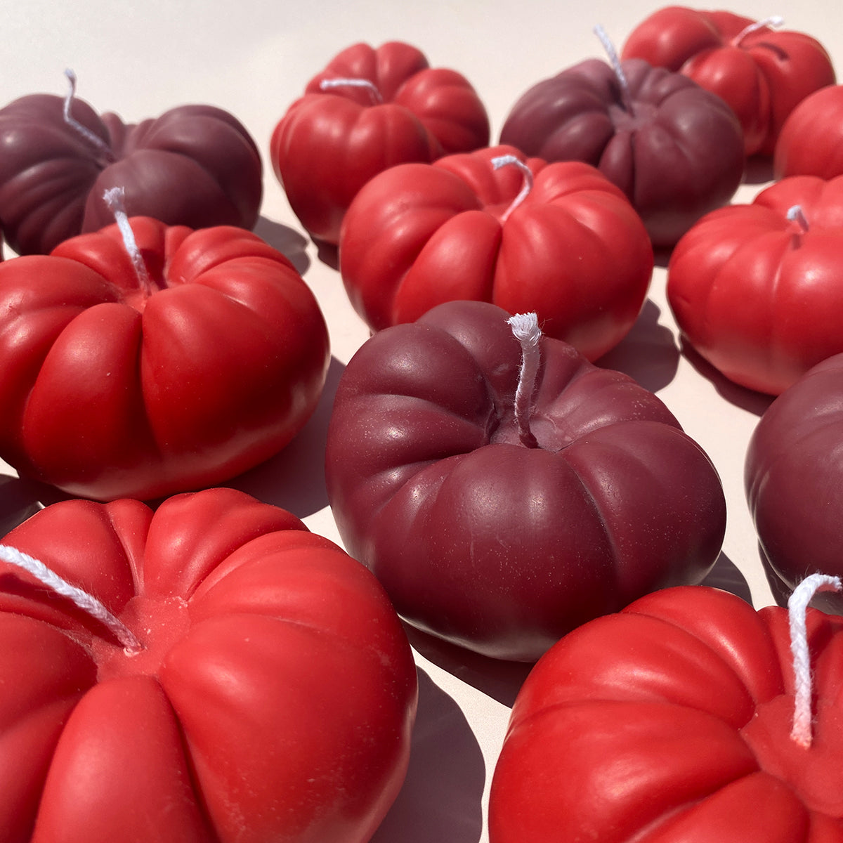 Heirloom Tomato Candle | Purple