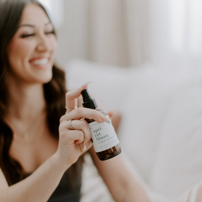 Apricot Bloom Linen Spray-zoom-