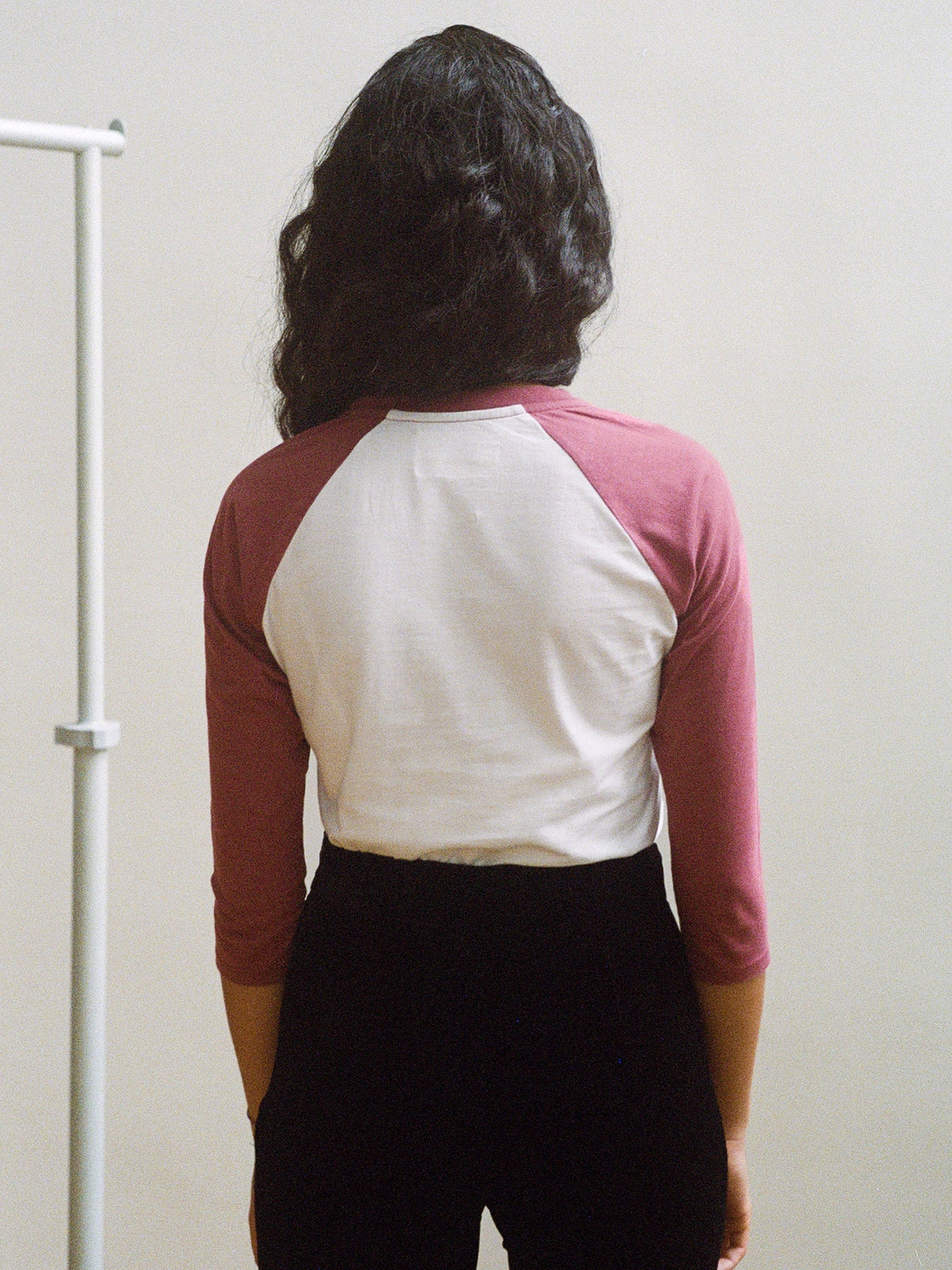 Slim Fitted Raglan Baseball T-shirt | Rouge/White-4