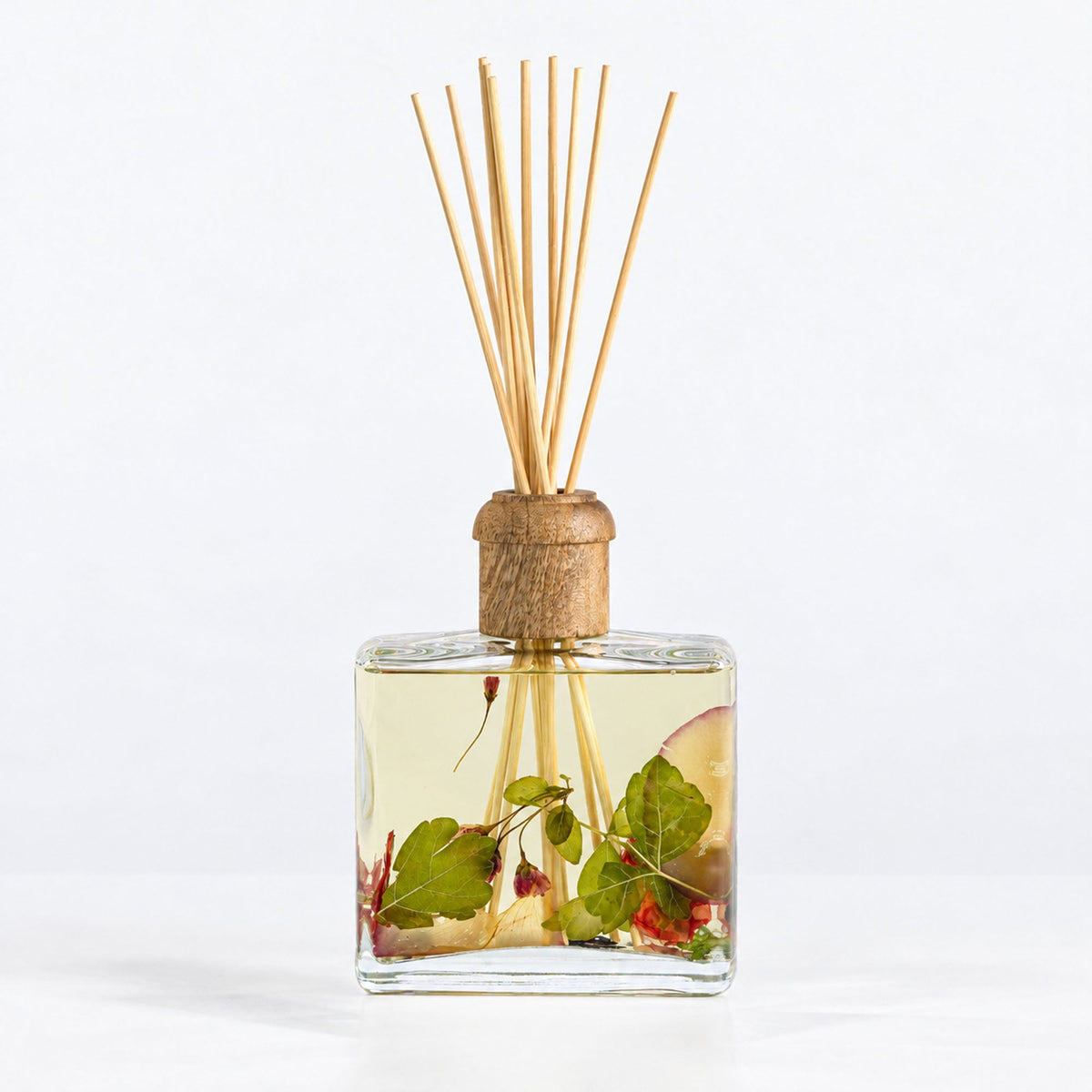 Signature Botanical Reed Diffuser | Blushing Rosewood