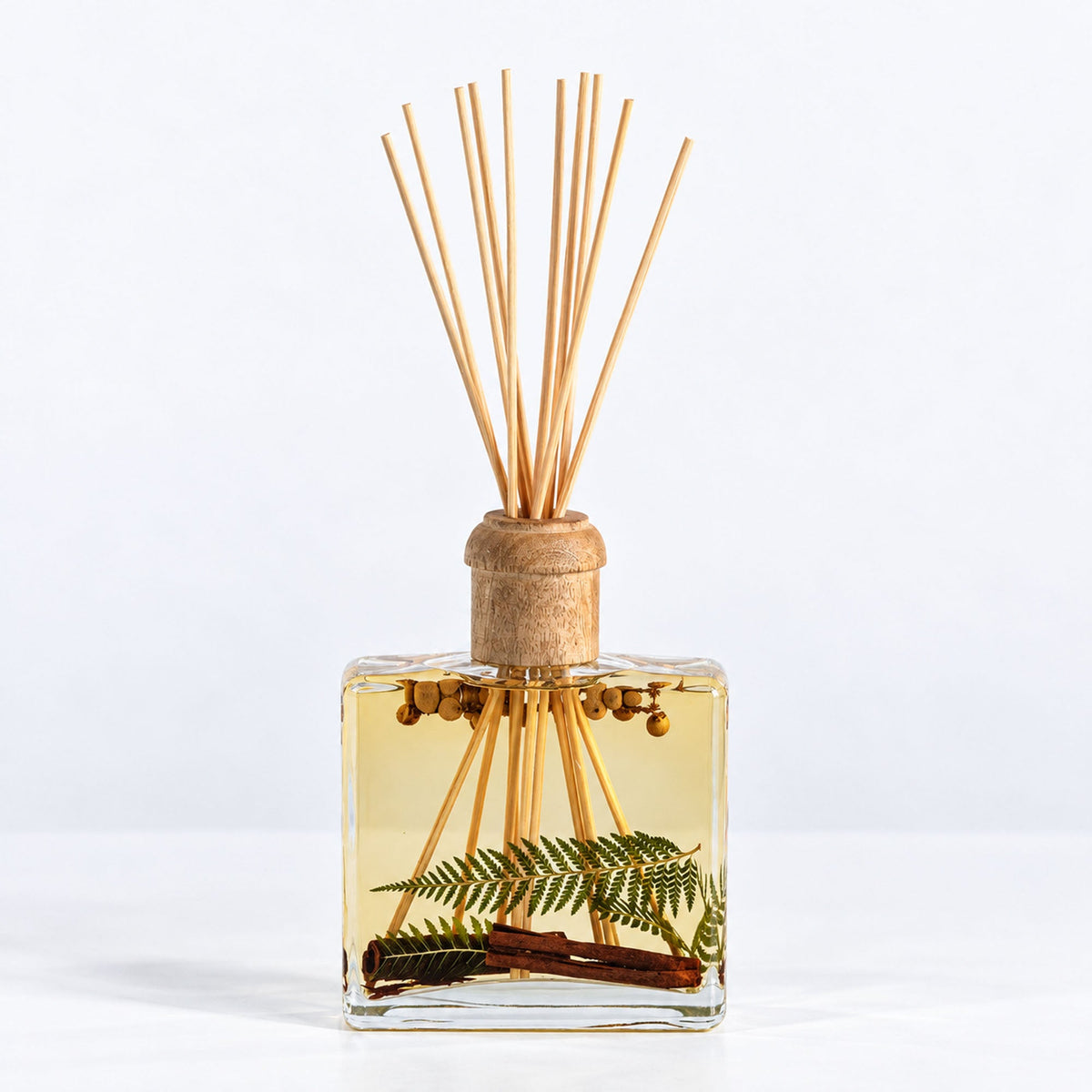 Signature Botanical Reed Diffuser | Spicy Apple-1