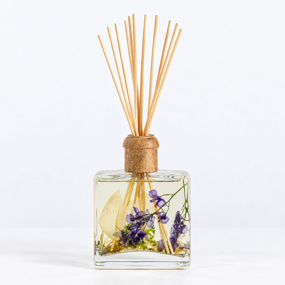 Signature Botanical Reed Diffuser | Vanilla Rain
