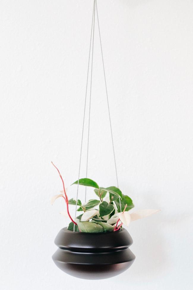 Hanging Planter-zoom-