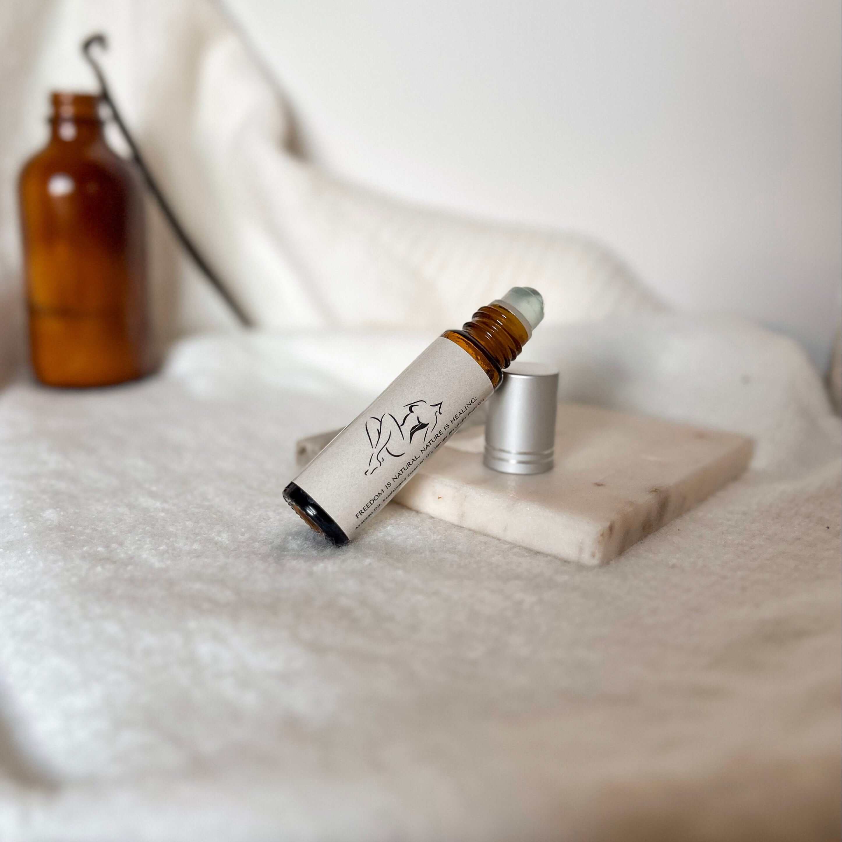 Bare Cashmere Essence Roll On Oil