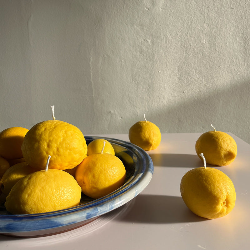 Large Lemon Candle-zoom-