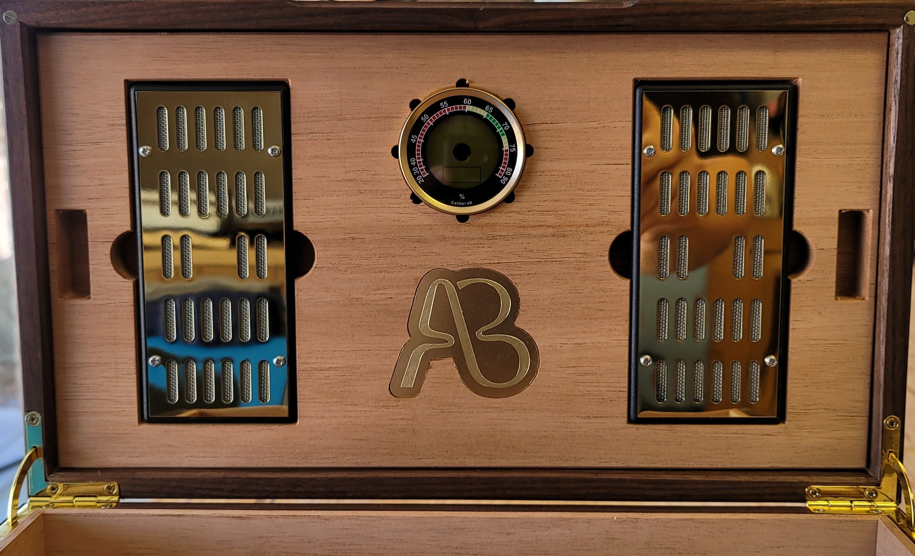 Cigar Humidor | Lacewood with Spanish Cedar Lining | 80 Capacity-zoom-15