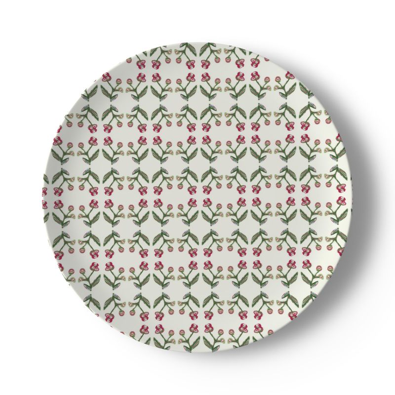 Holiday Berry Antonia China Plate