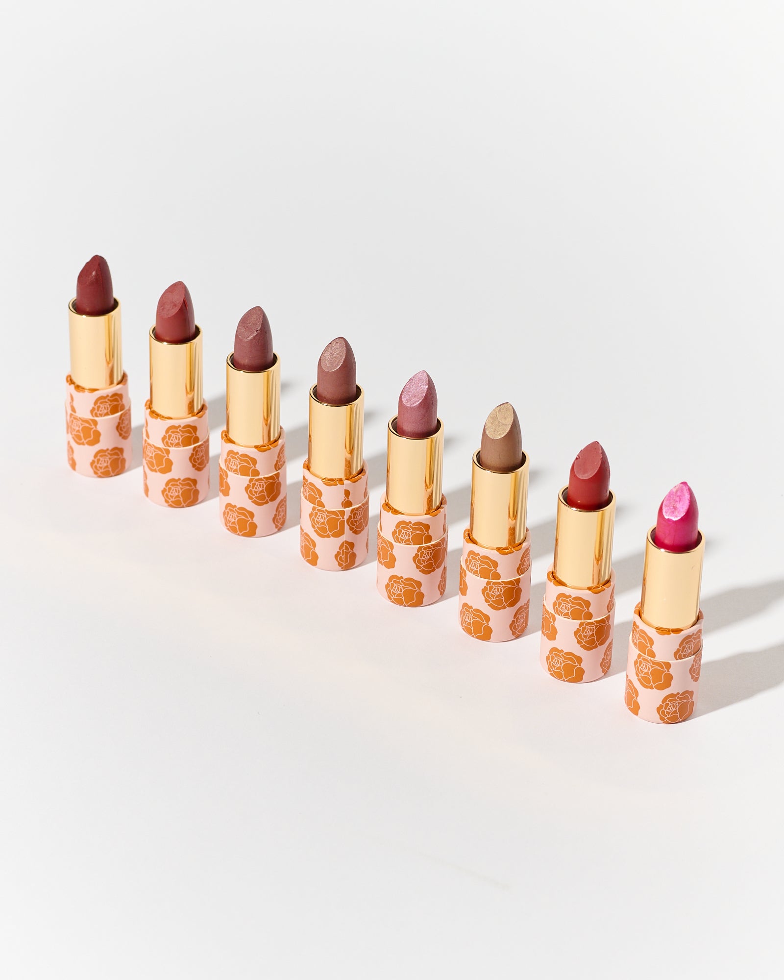 Lipstick | 8 Luxurious Shades