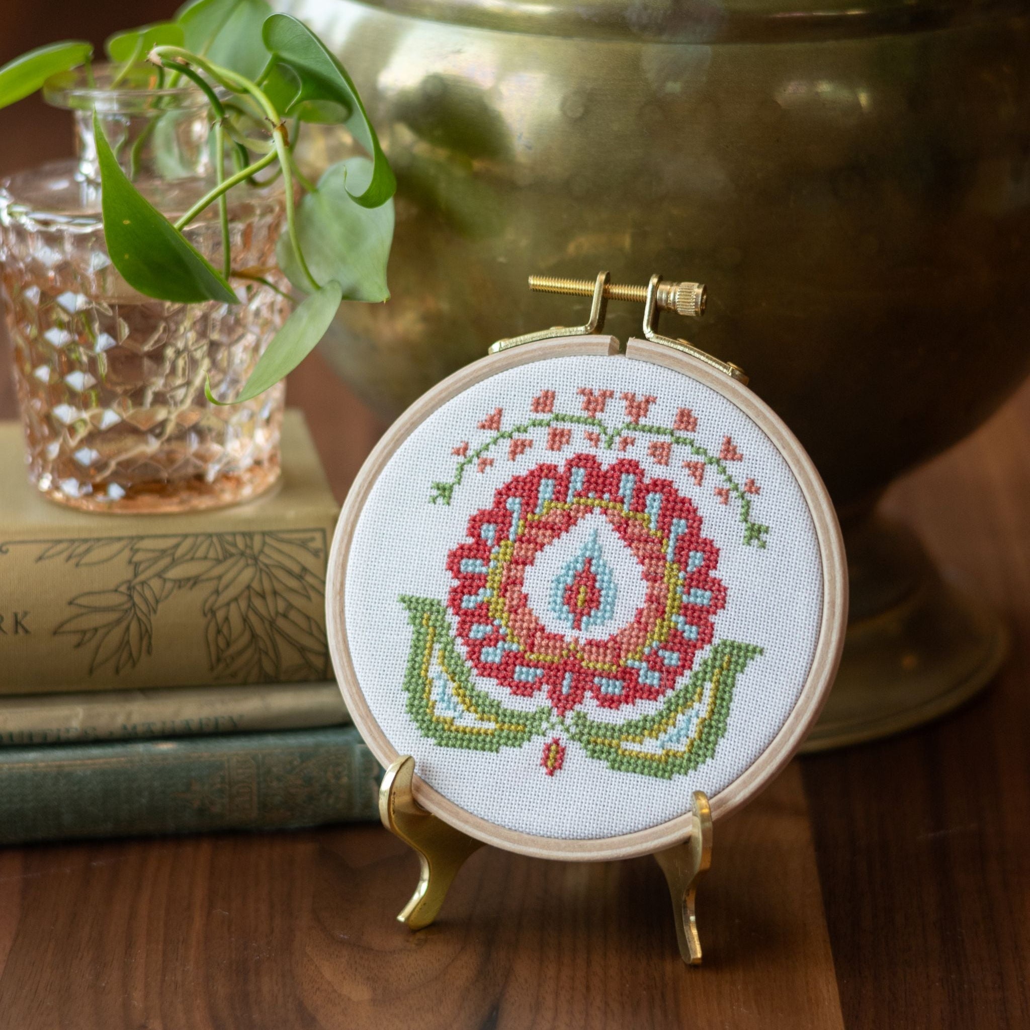 Santorini Peony Cross Stitch Hoop Kit-zoom-2