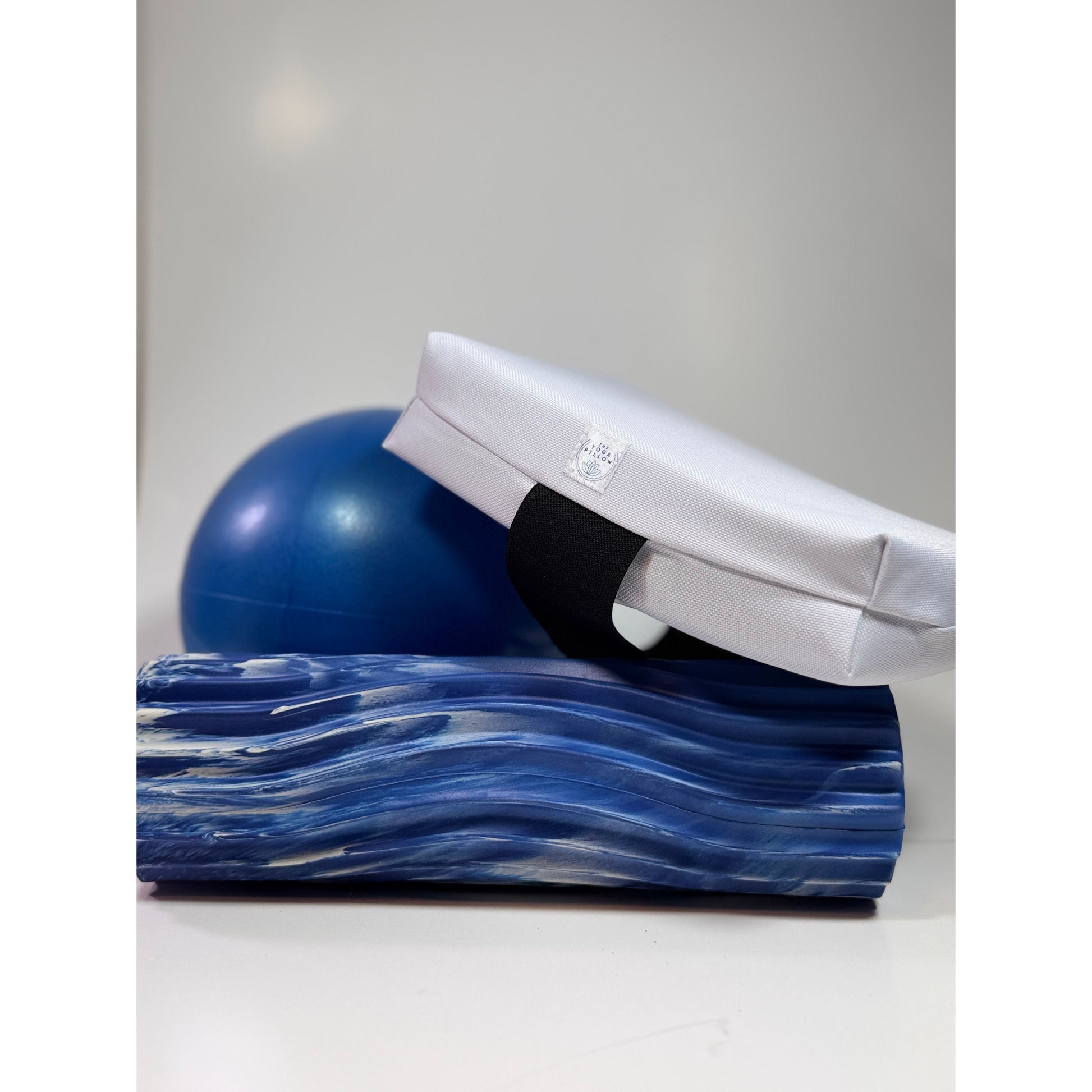 White Sand Lite Yoga Pillow-1