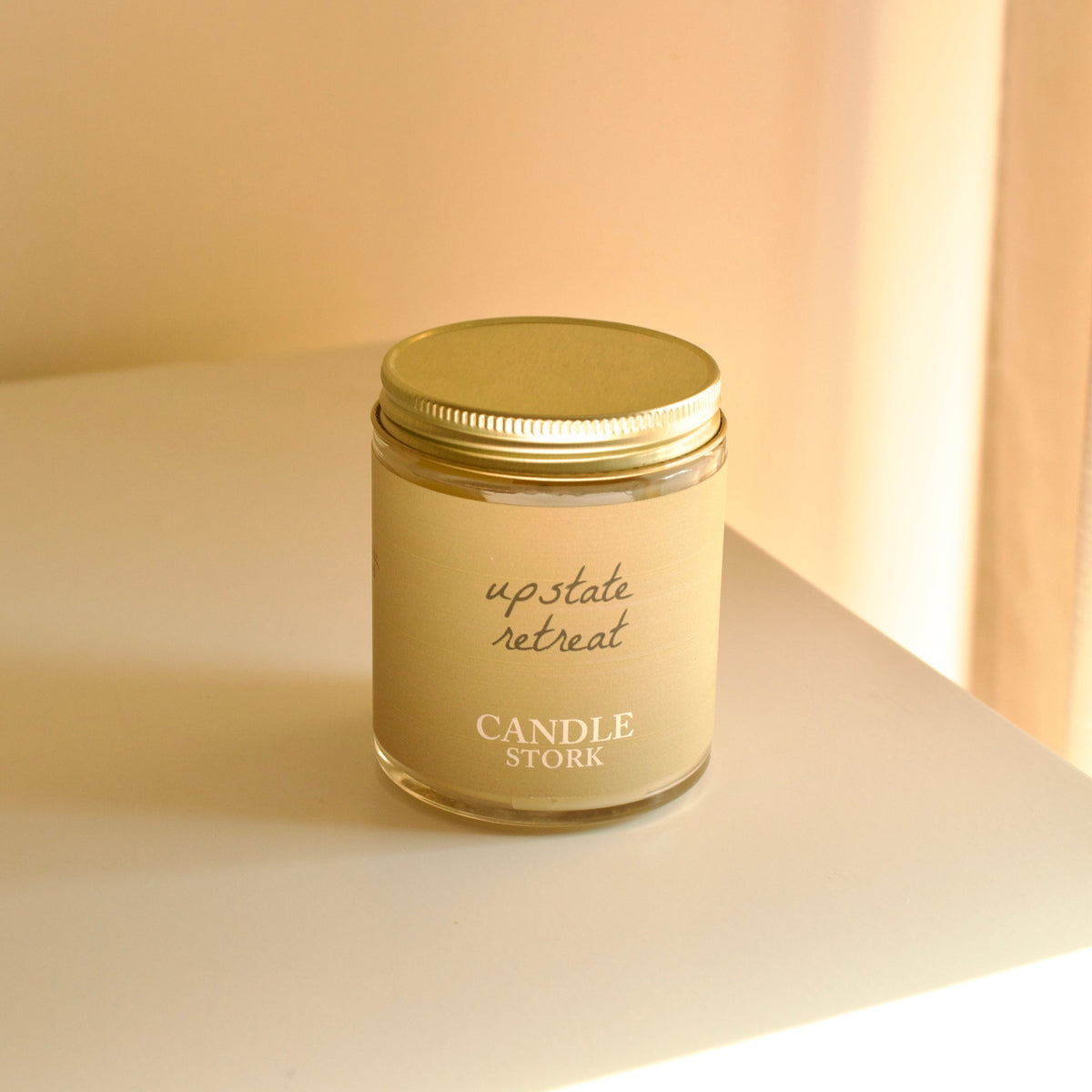 An Upstate Retreat Beeswax Candle-zoom-4