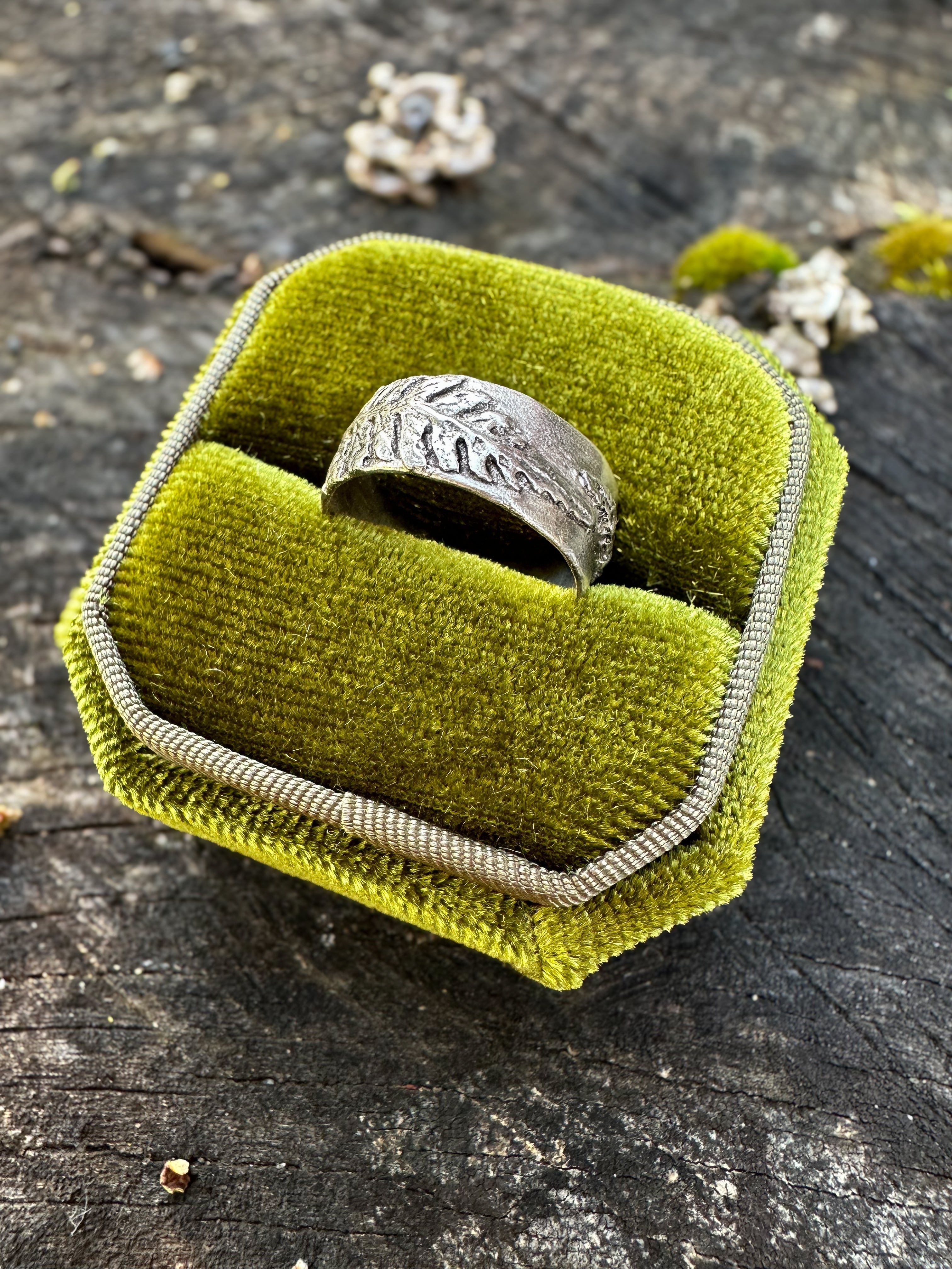 Fern Ring Band | Recycled Sterling Silver-zoom-4