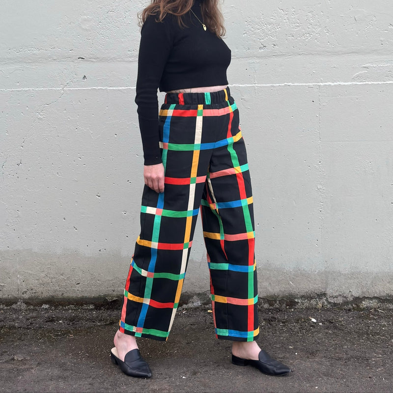 Stevie Pant | Chunky Windowpane Black-zoom-
