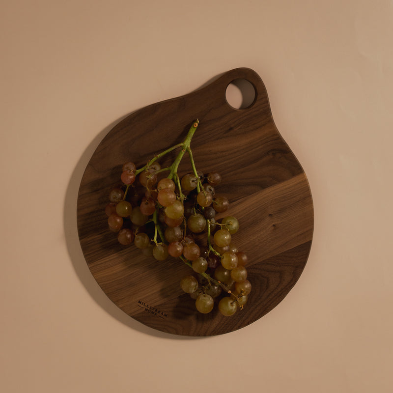 The Handcrafted Round Cutting Board-zoom-