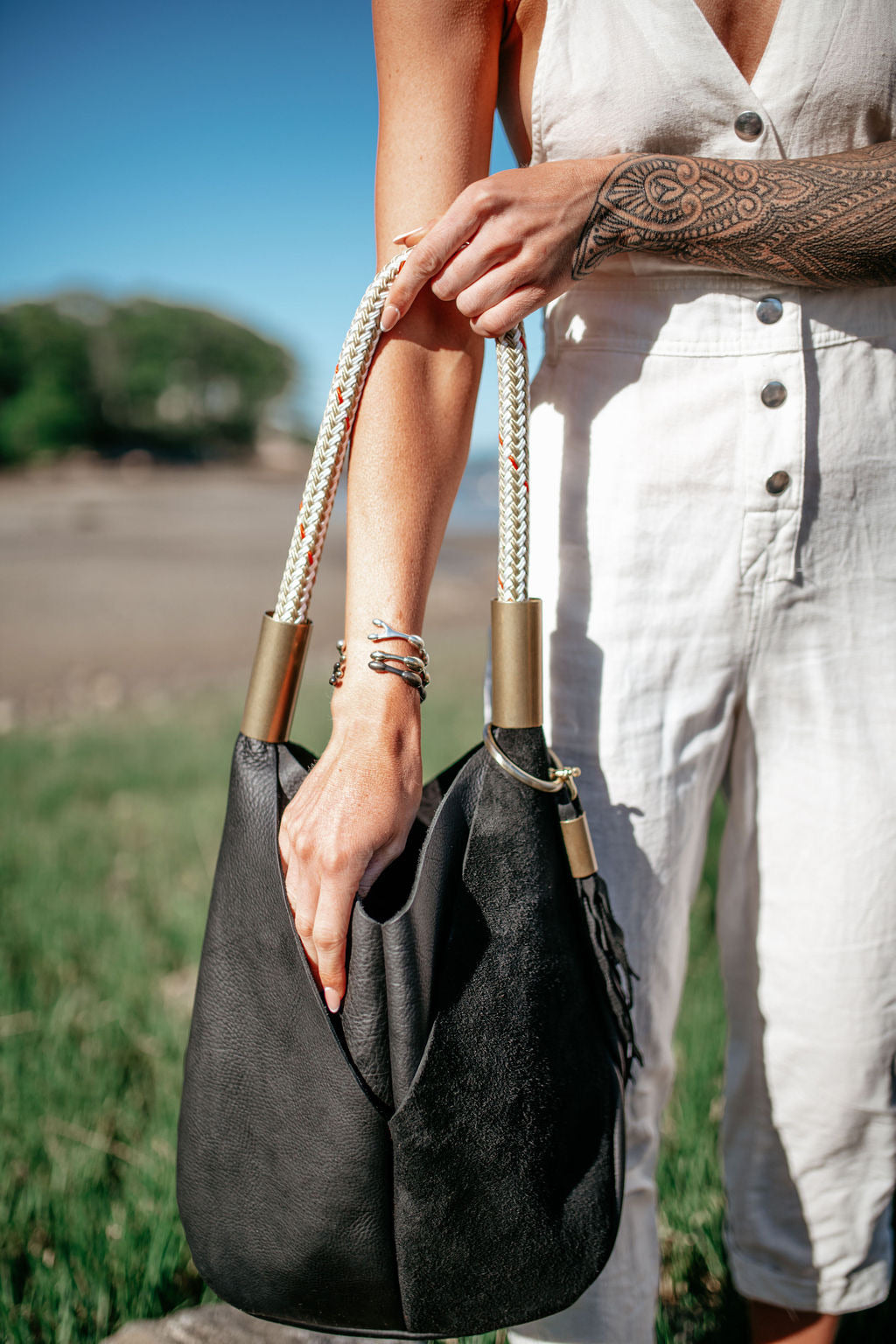 Original Wildwood Bag Large in Black Leather-32