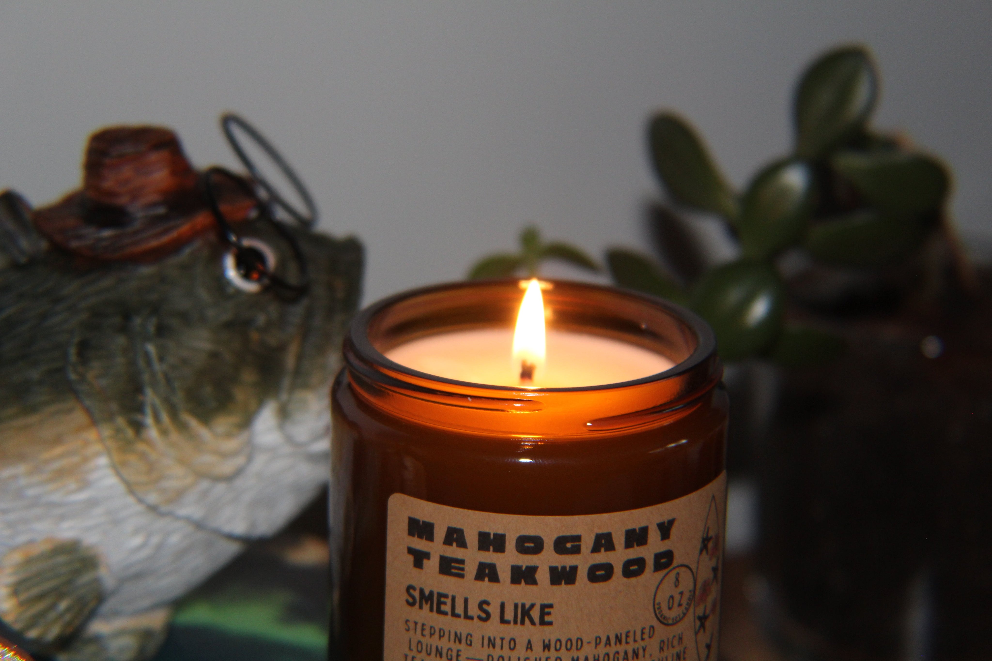 Mahogany Teakwood Soy Candle-zoom-3