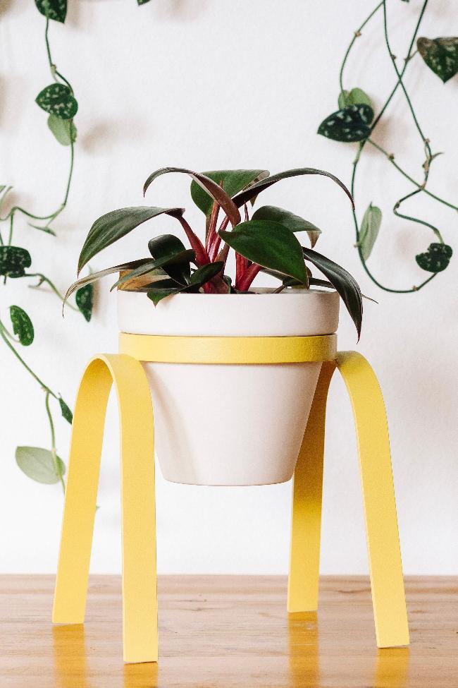 Metal Plant Stand with Pot - Aware House - Carter + Rose - 