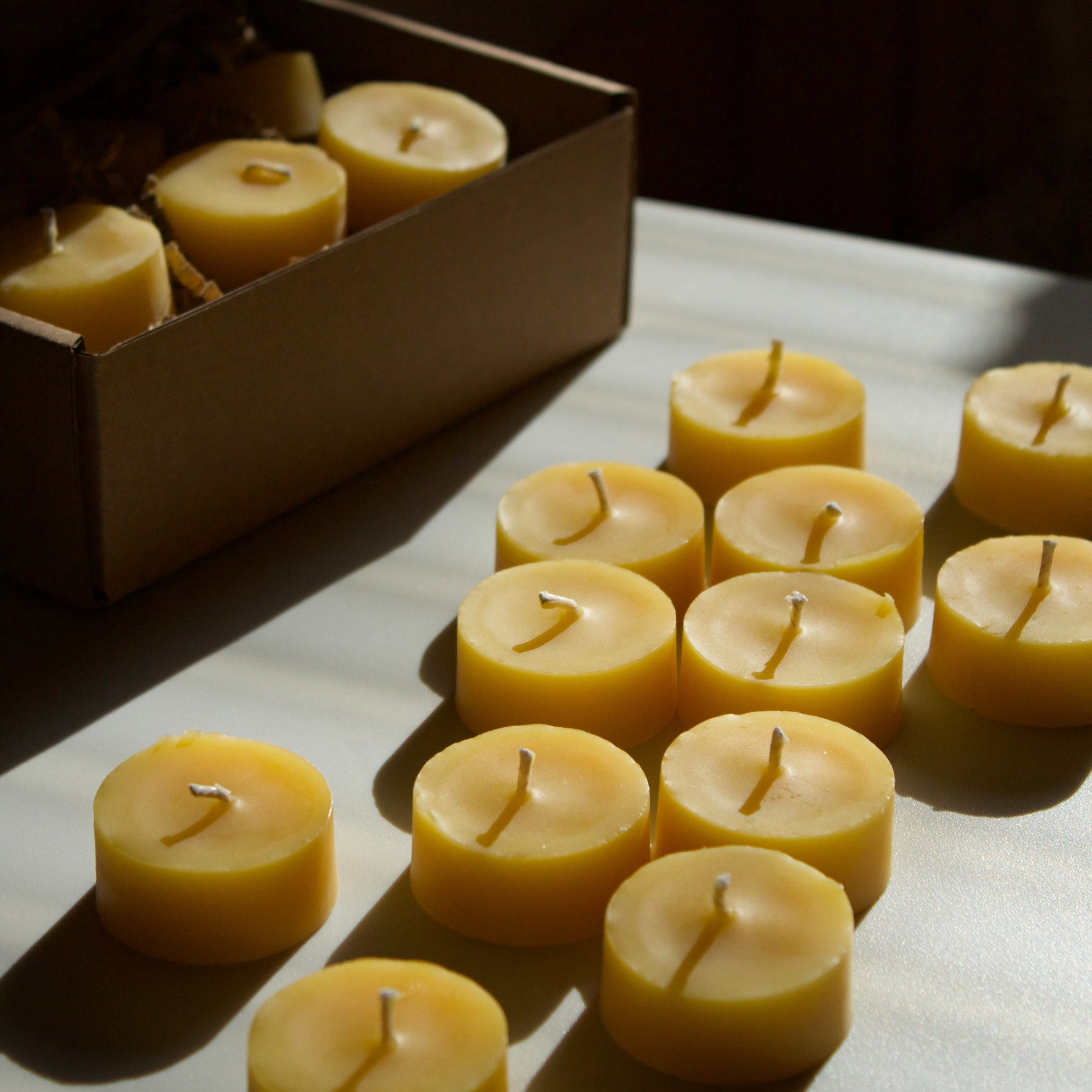 Pure Beeswax Tea Light Candles-2