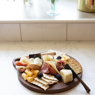 The Handcrafted Round Cutting Board