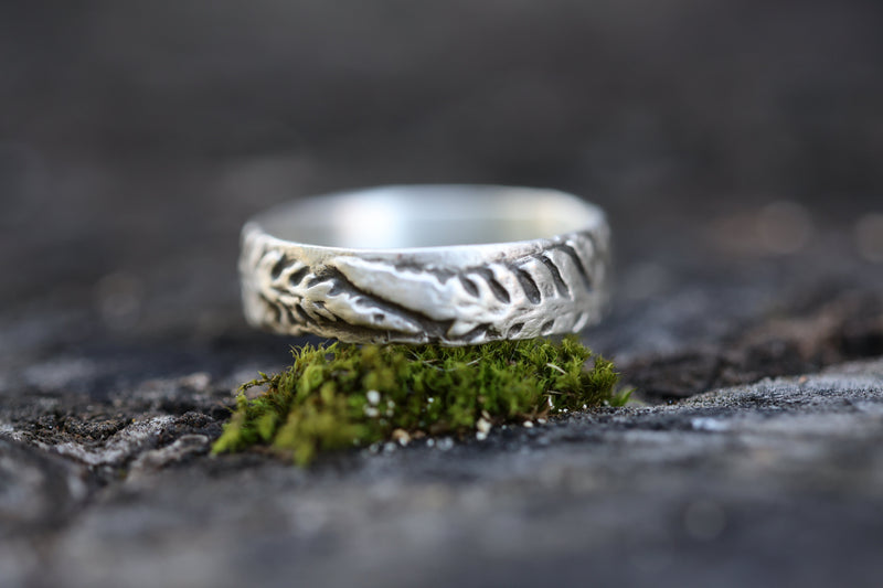 Fern Ring Band | Recycled Sterling Silver-zoom-