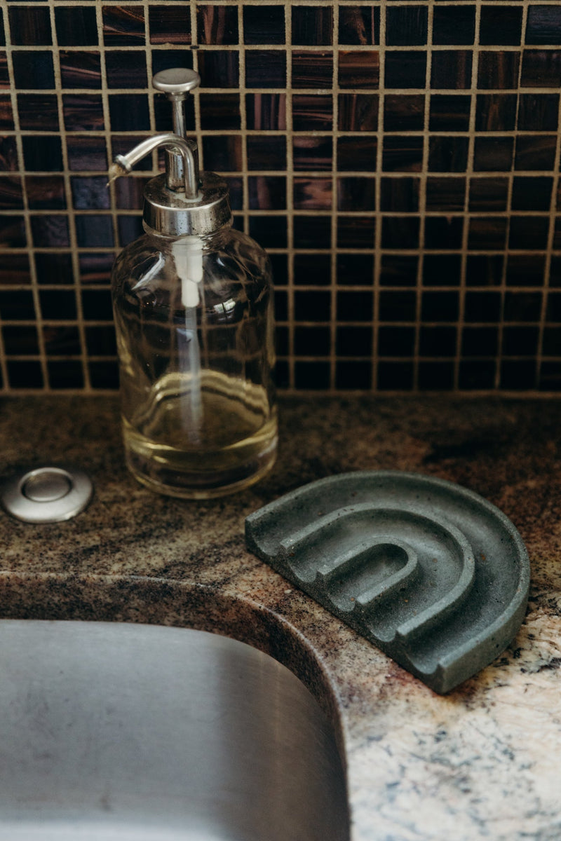Sponge Rest | Dark Green Terrazzo-zoom-