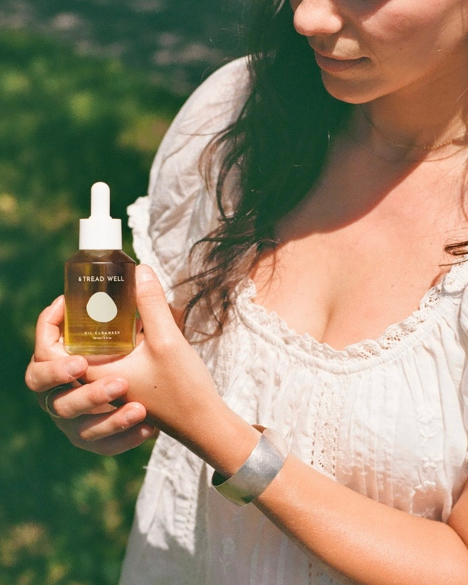 Tread Well Oil Cleanser