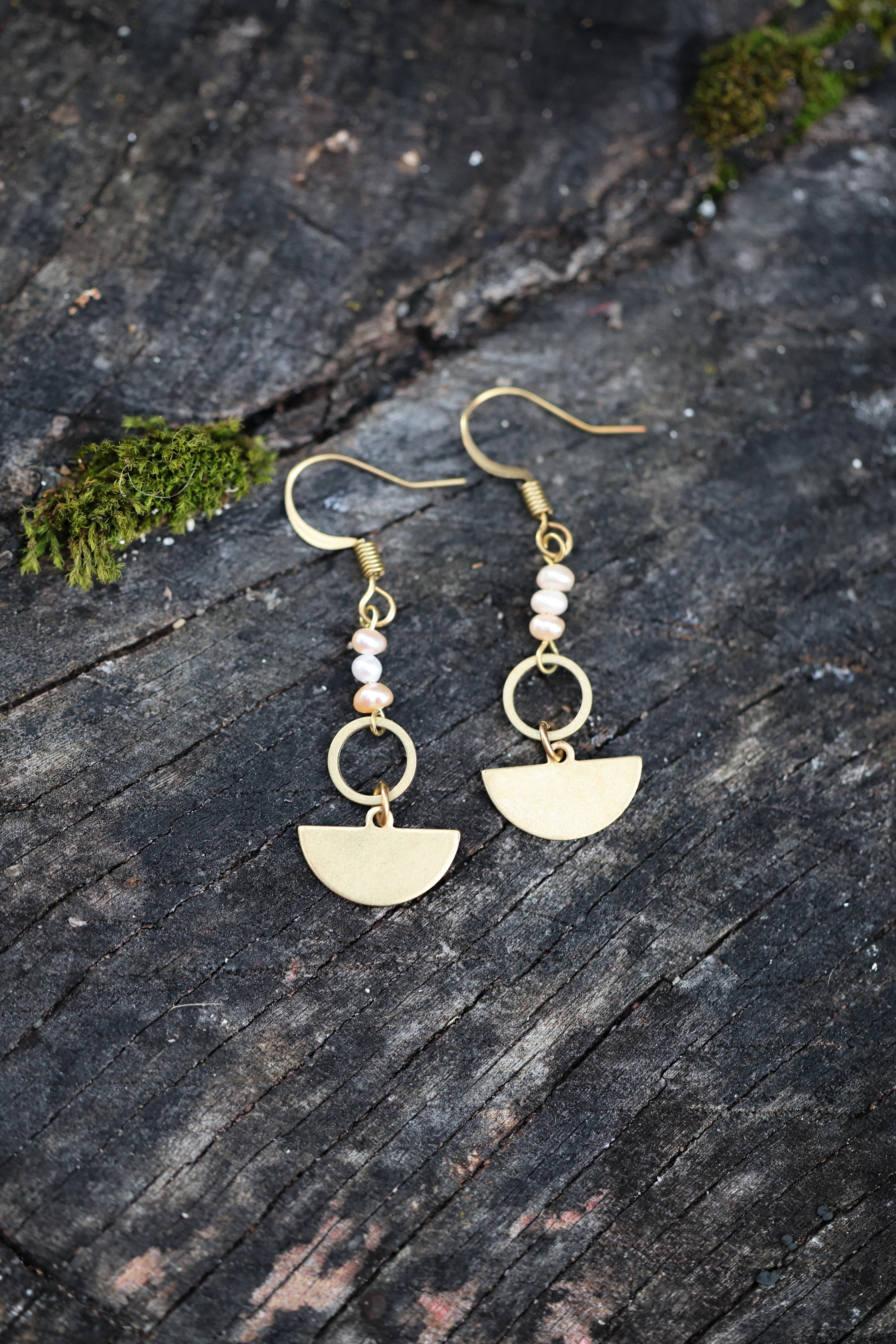 Pearl Triplet Earrings | Brass & Freshwater Pearl