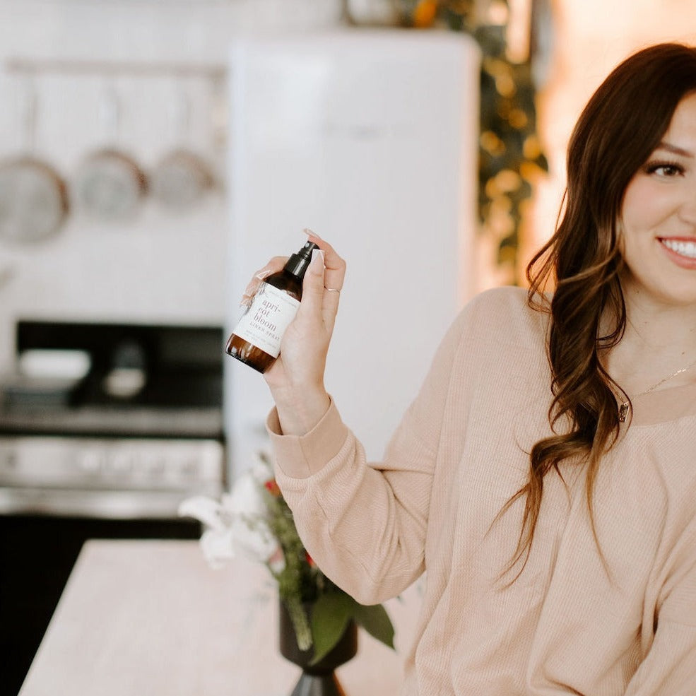 Apricot Bloom Linen Spray-4