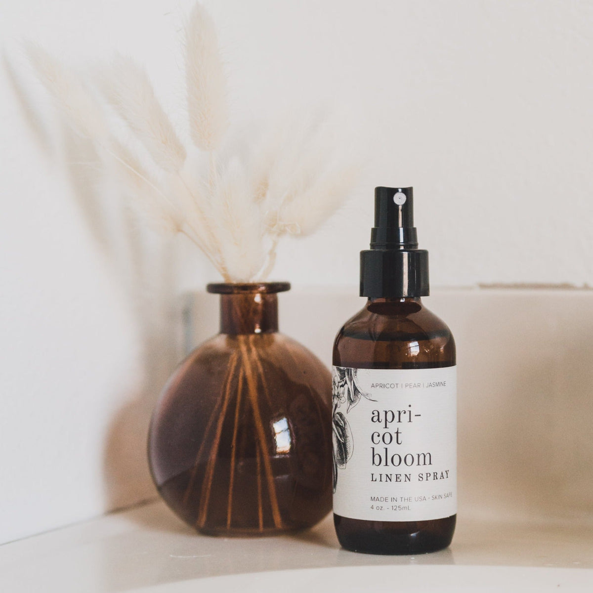 Apricot Bloom Linen Spray-zoom-2