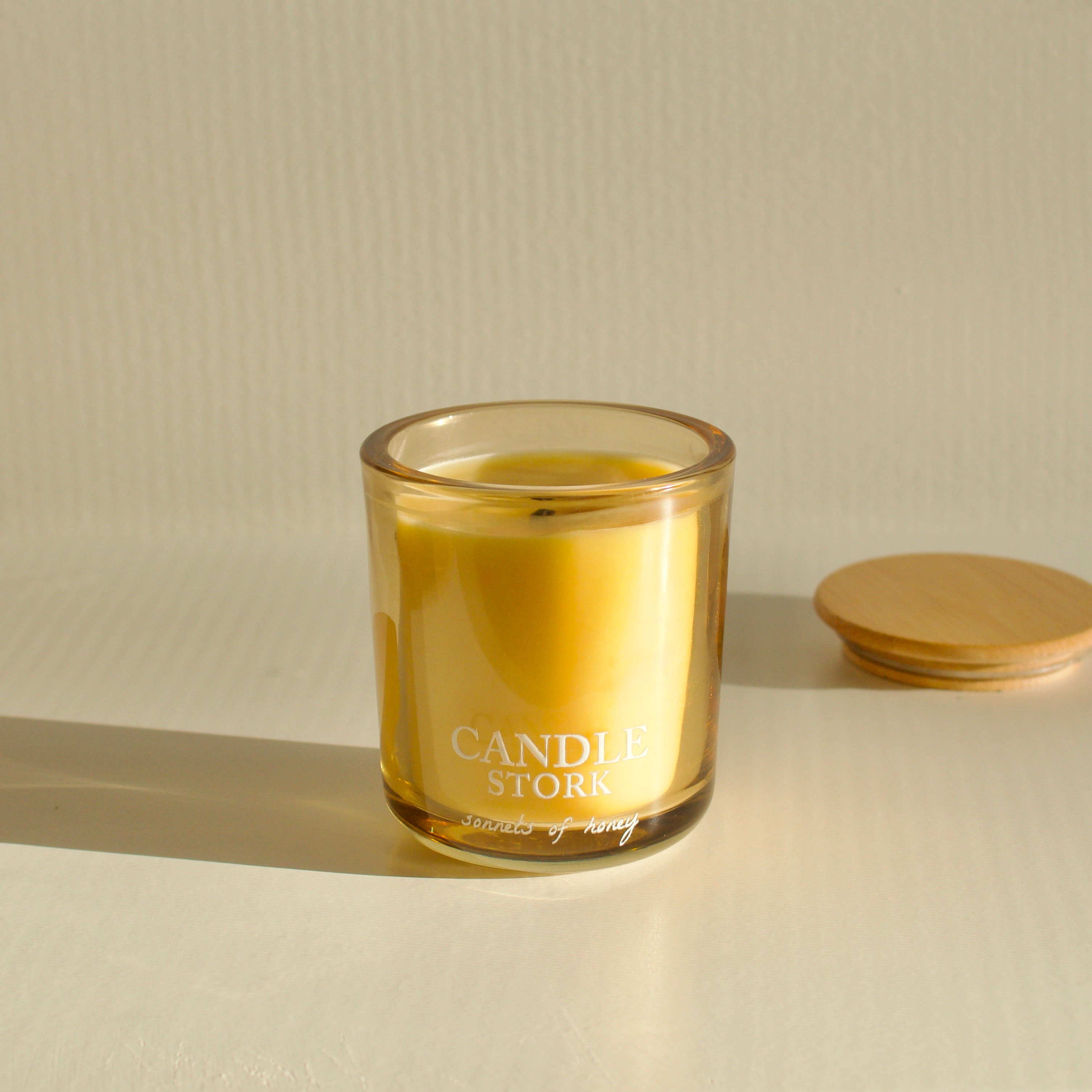 Sonnets of Honey Beeswax Candle-zoom-1