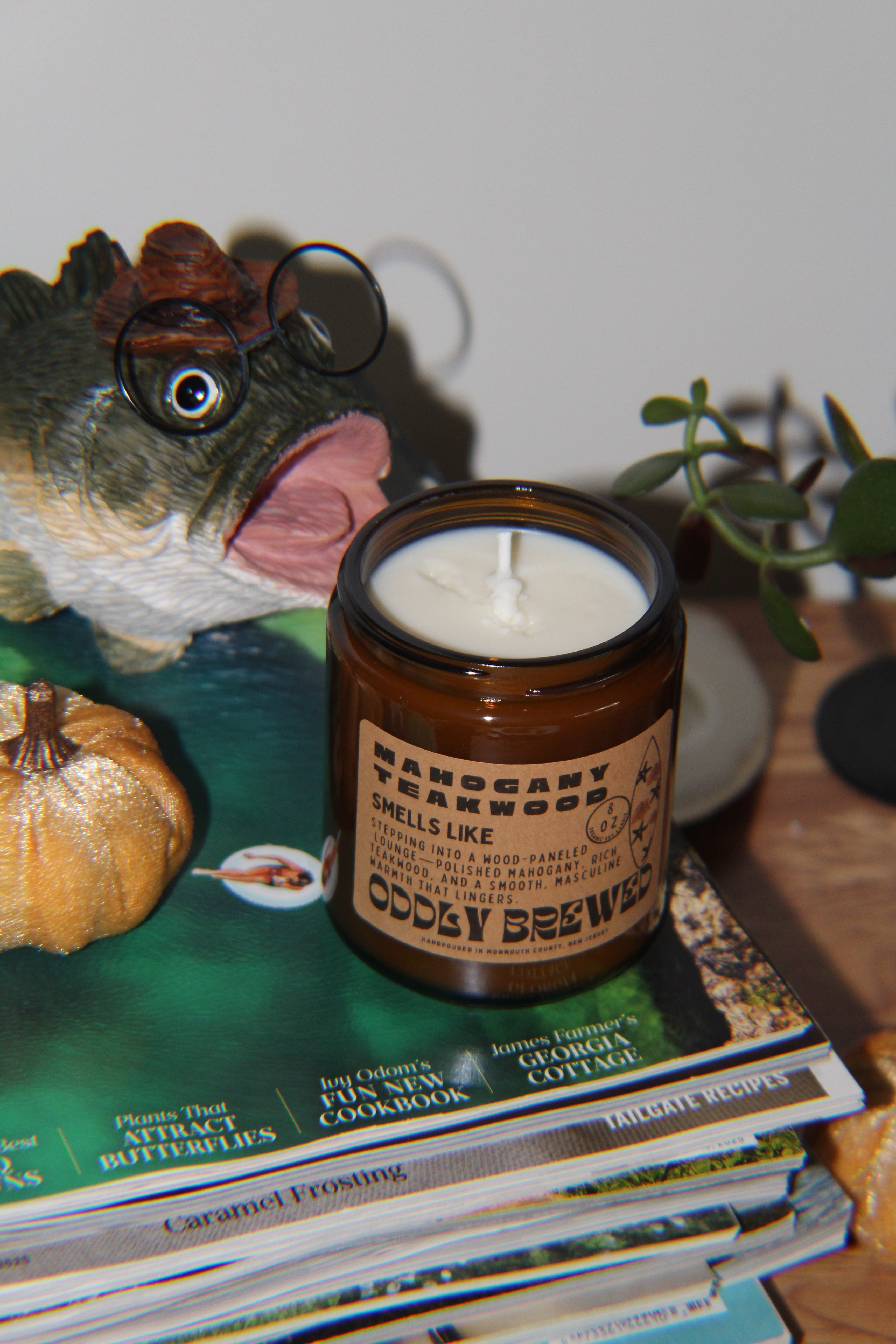 Mahogany Teakwood Soy Candle-zoom-4