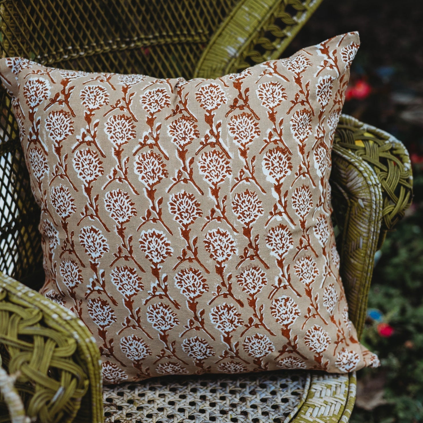 Nikhar Pure Linen Throw Pillow Cover – Chai Brown-zoom-3