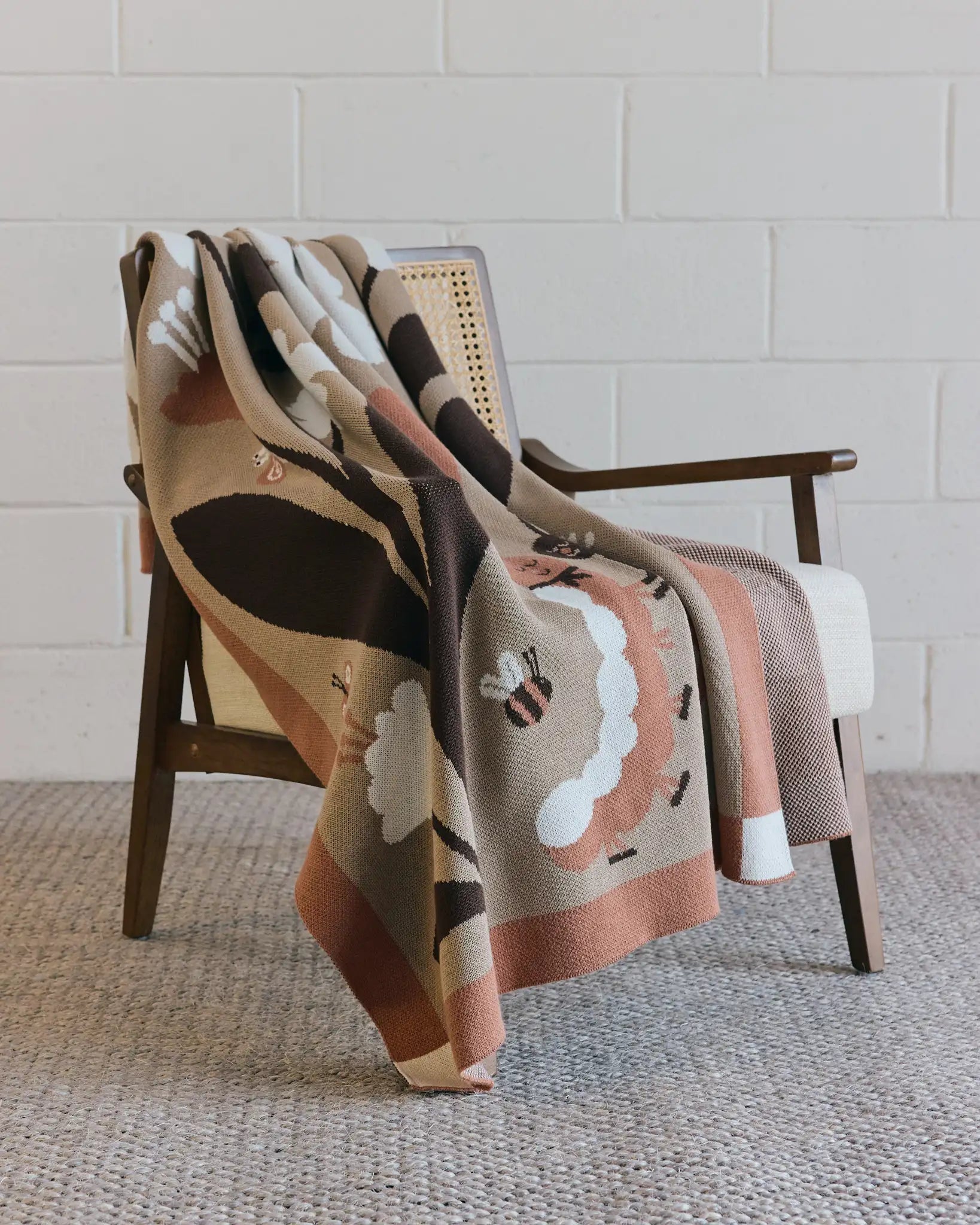 Bugs in Love Throw Blanket-zoom-19