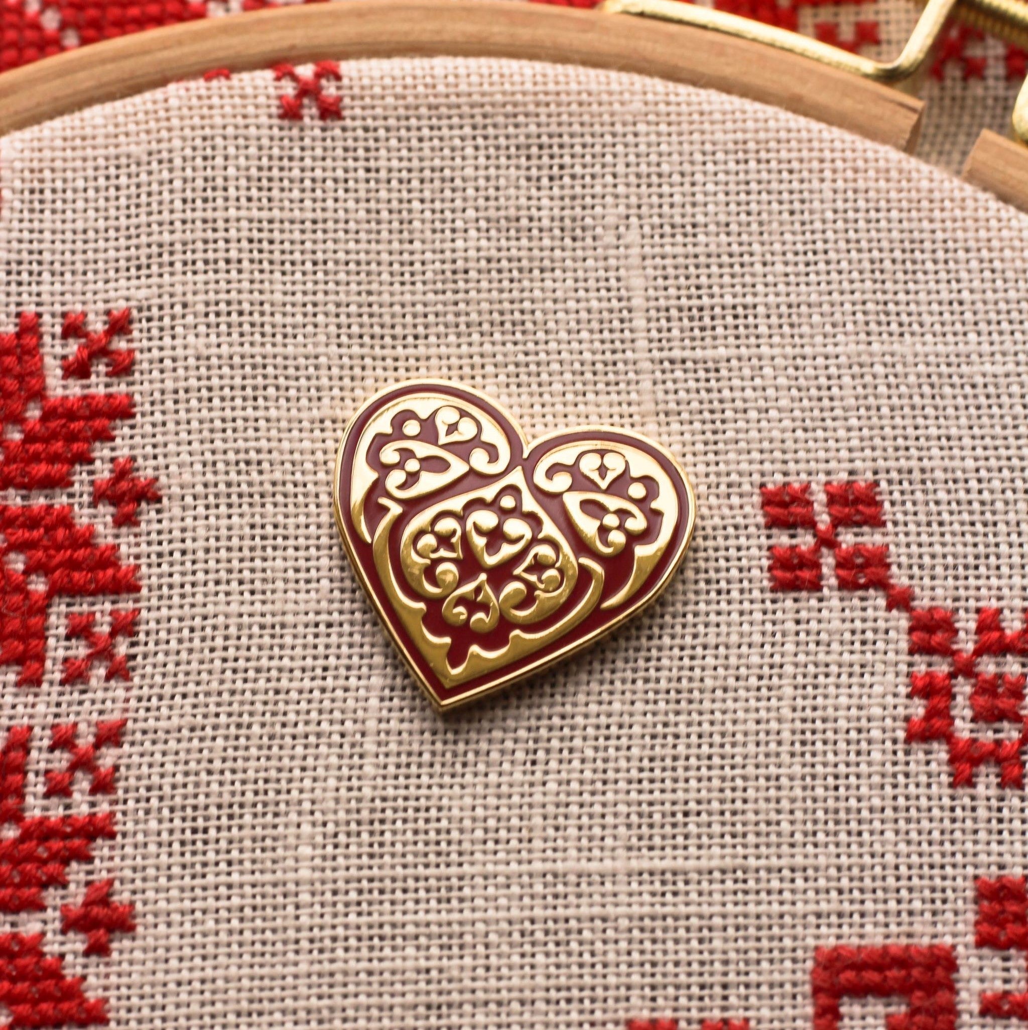 Byzantine Rose Needleminder