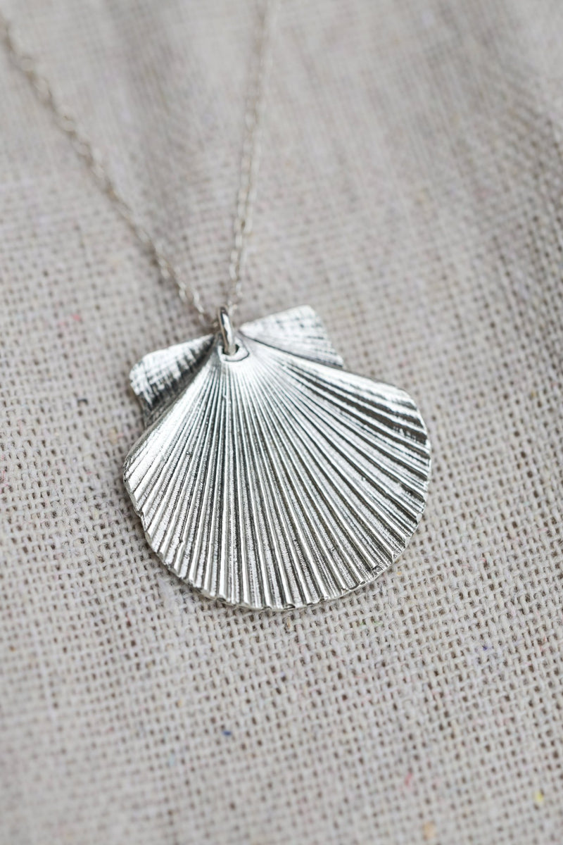Fan Shell Necklace | Sterling Silver-zoom-