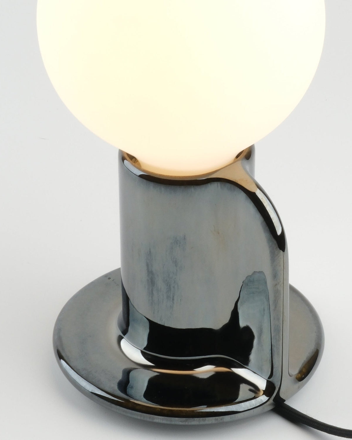 Q Lamp-11