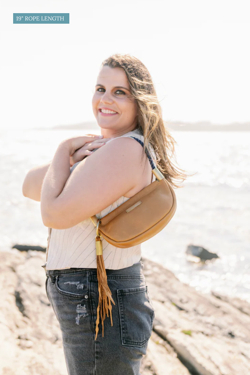 Clam Shell Bag in Brown Leather-zoom-